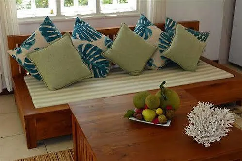 Petit Baie Chalet Pointe La Rue 3*,  Seychelles