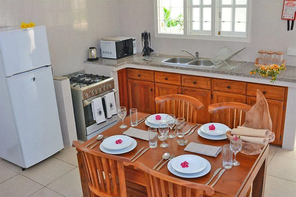 *** Hotel Petit Baie Chalet Pointe La Rue Seychely