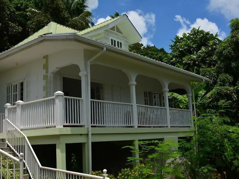 Petit Baie Chalet Pointe La Rue Hotell